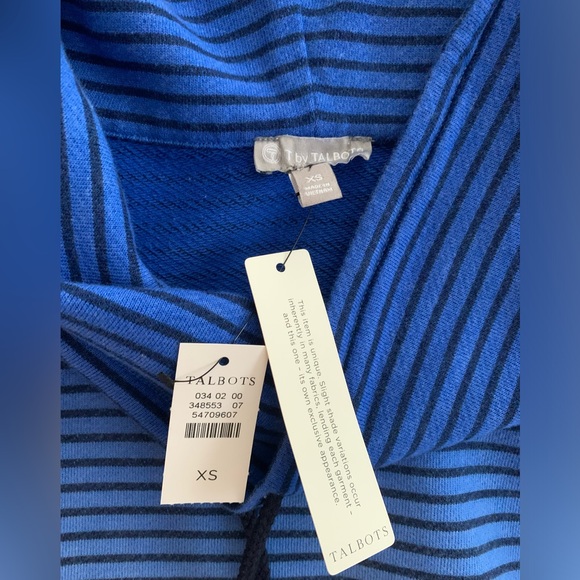 NWT Women’s Sweatshirt Talbots - Picture 2 of 2